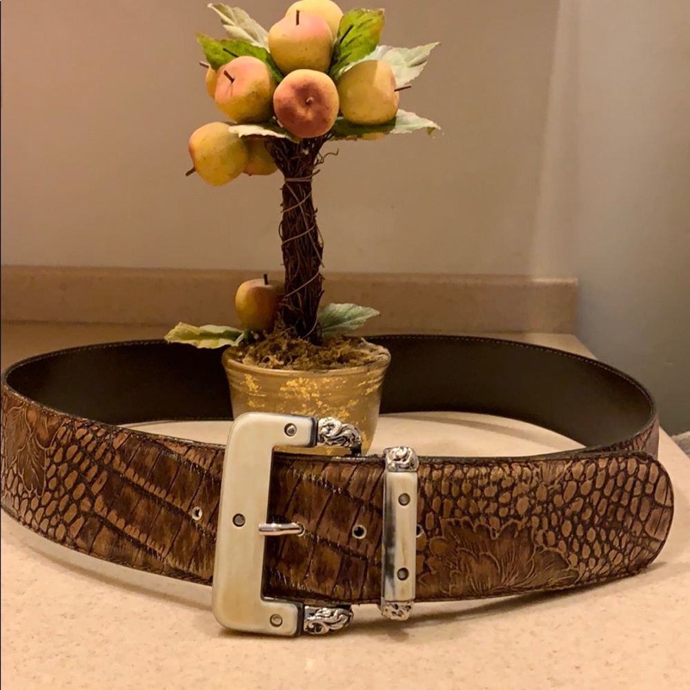 ⭐️Host Pick⭐️Nanni Italian Women’s Leather Belt *